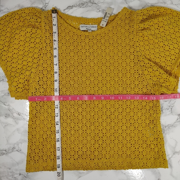 Madewell Texture and Thread Yellow Eyelet Lace Top Size XXS - Picture 6 of 9